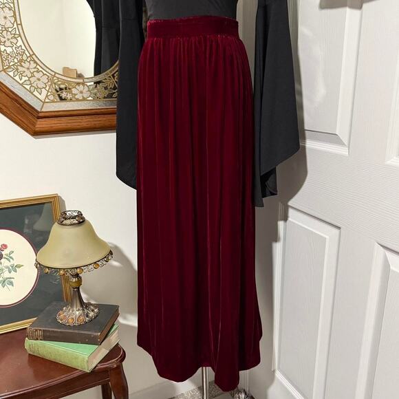 Vintage Dark Romantic Red Handmade Velvet Pleated Midi Skirt XS/XXS - Picture 1 of 8